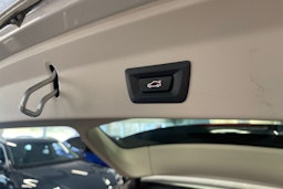 valkoinen BMW X3 2020 kuva 24.