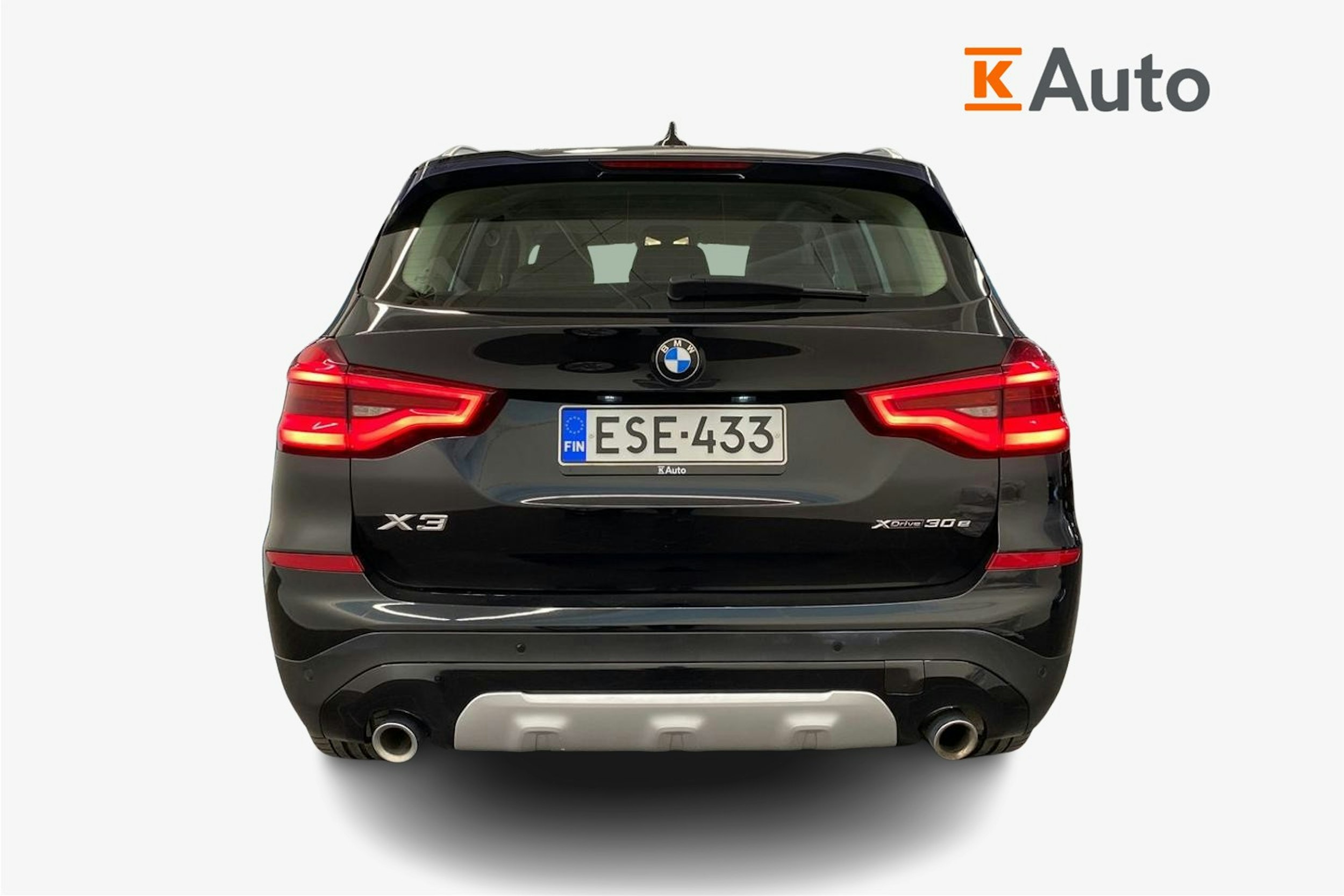 Musta BMW X3 2020 kuva 3.