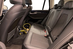 Musta BMW X3 2020 kuva 10.