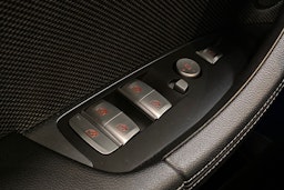 Musta BMW X3 2020 kuva 17.