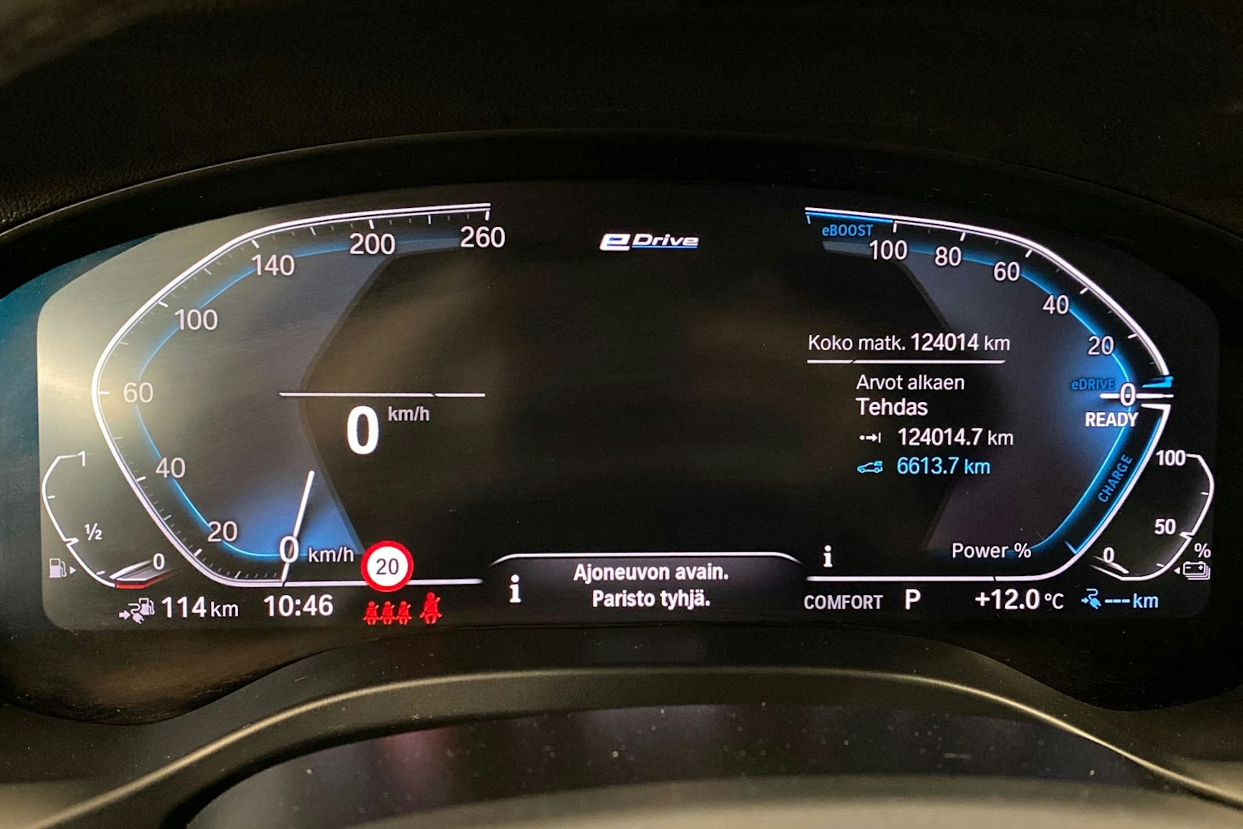Musta BMW X3 2020 kuva 18.
