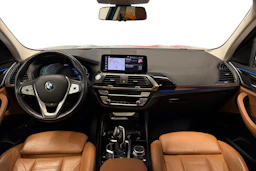 valkoinen BMW X3 2020 kuva 7.