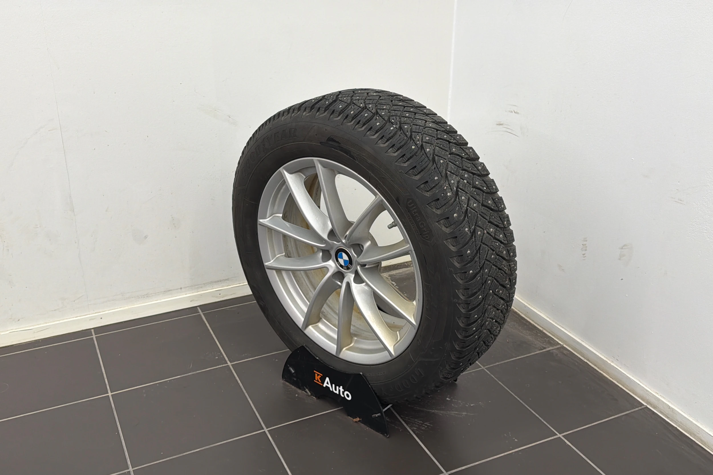 valkoinen BMW X3 2020 kuva 10.