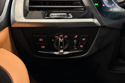 valkoinen BMW X3 2020 kuva 21.