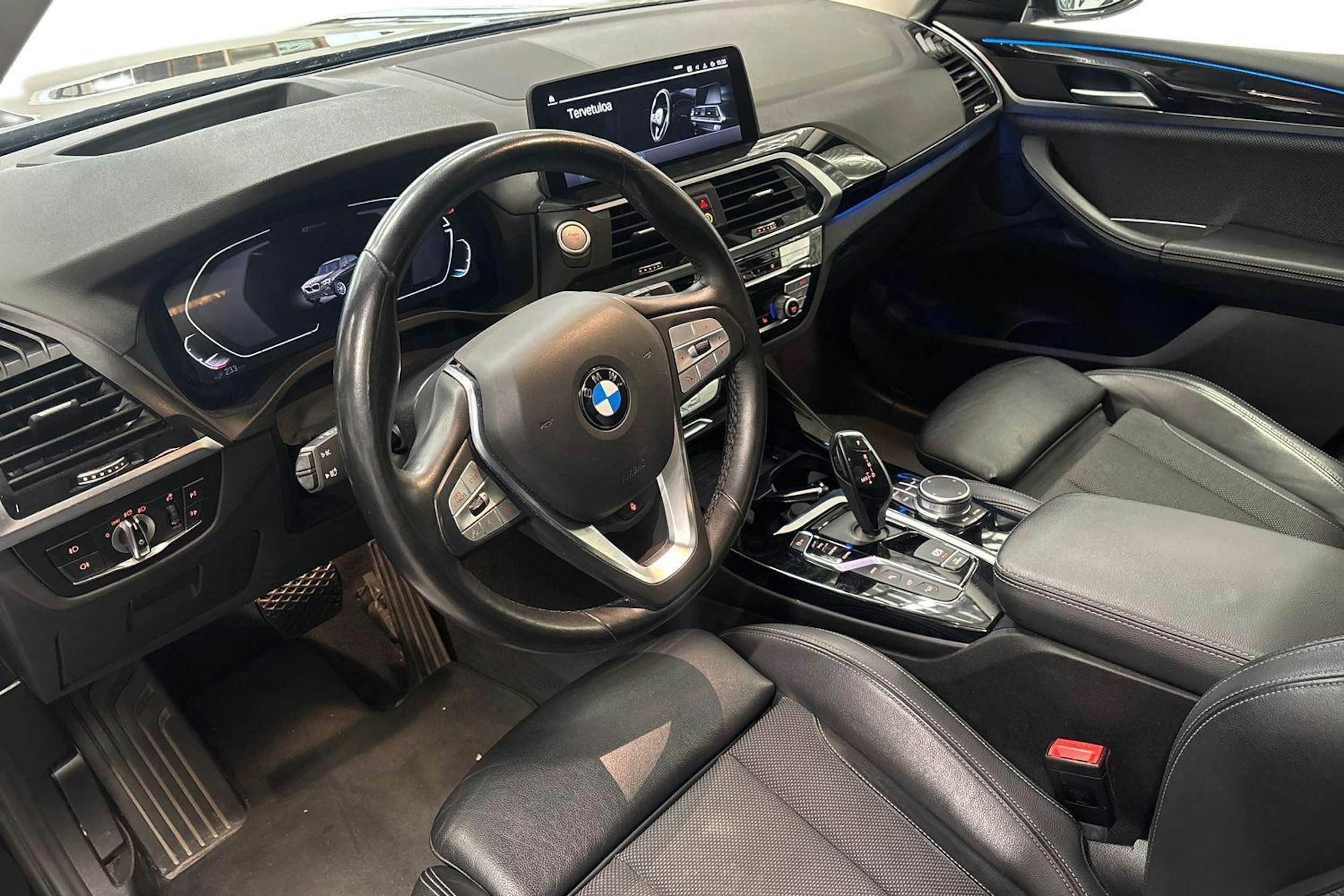 musta BMW X3 2020 kuva 3.