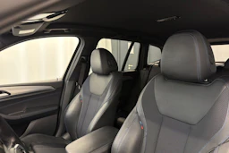 musta BMW X3 2020 kuva 29.