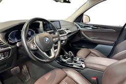 Valkoinen BMW X3 2020 kuva 7.