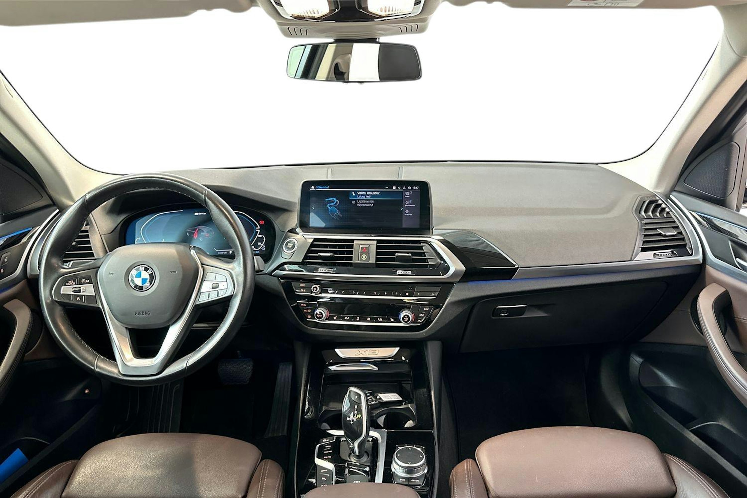 Valkoinen BMW X3 2020 kuva 9.