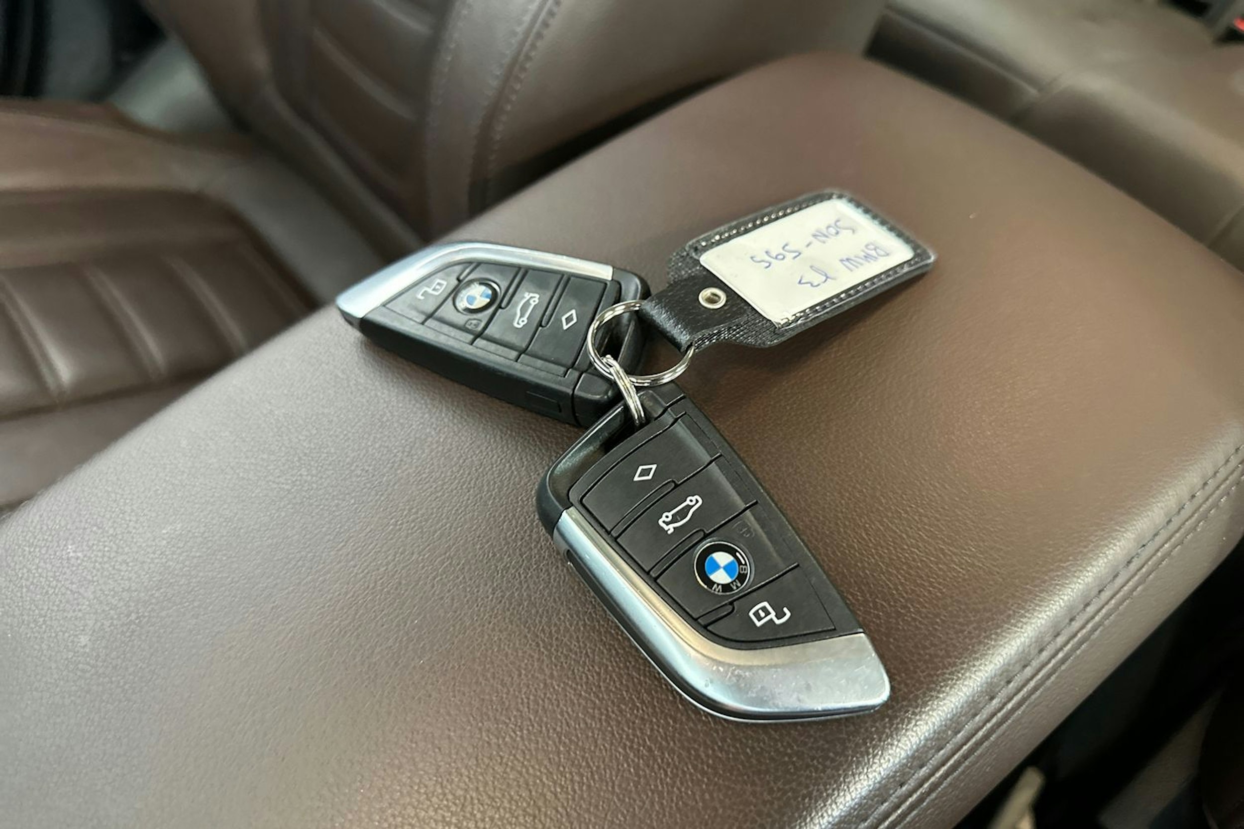 Valkoinen BMW X3 2020 kuva 27.