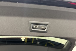 musta BMW X3 2020 kuva 13.