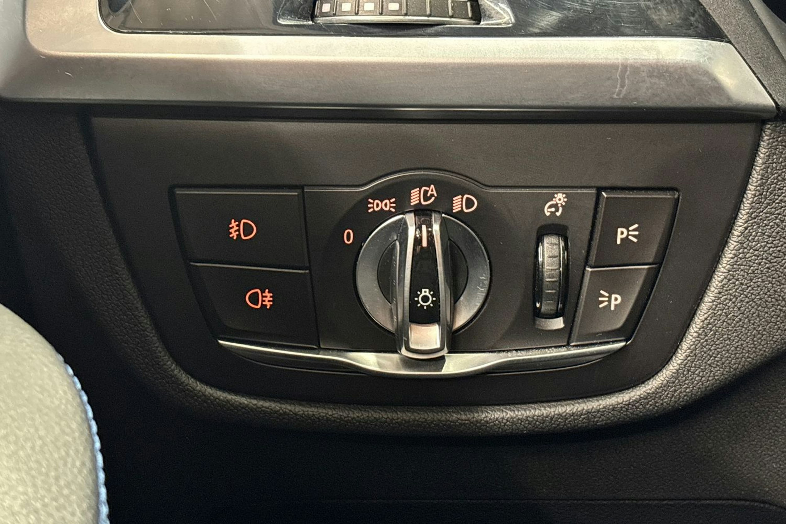 musta BMW X3 2020 kuva 17.