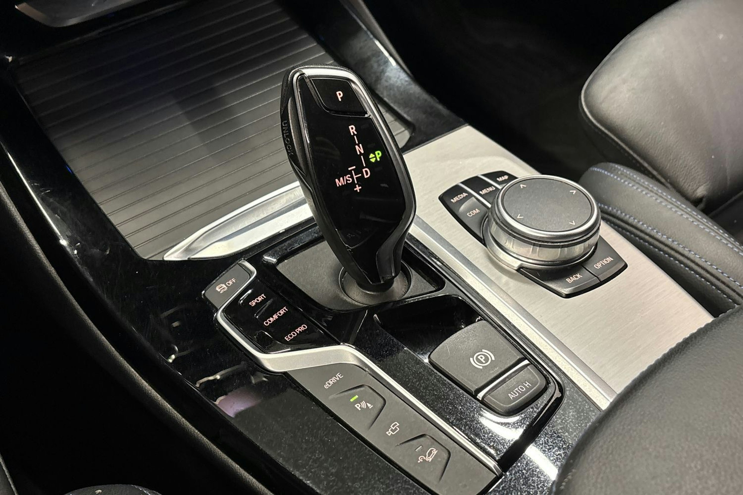 musta BMW X3 2020 kuva 24.