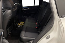Valkoinen BMW X3 2020 kuva 10.