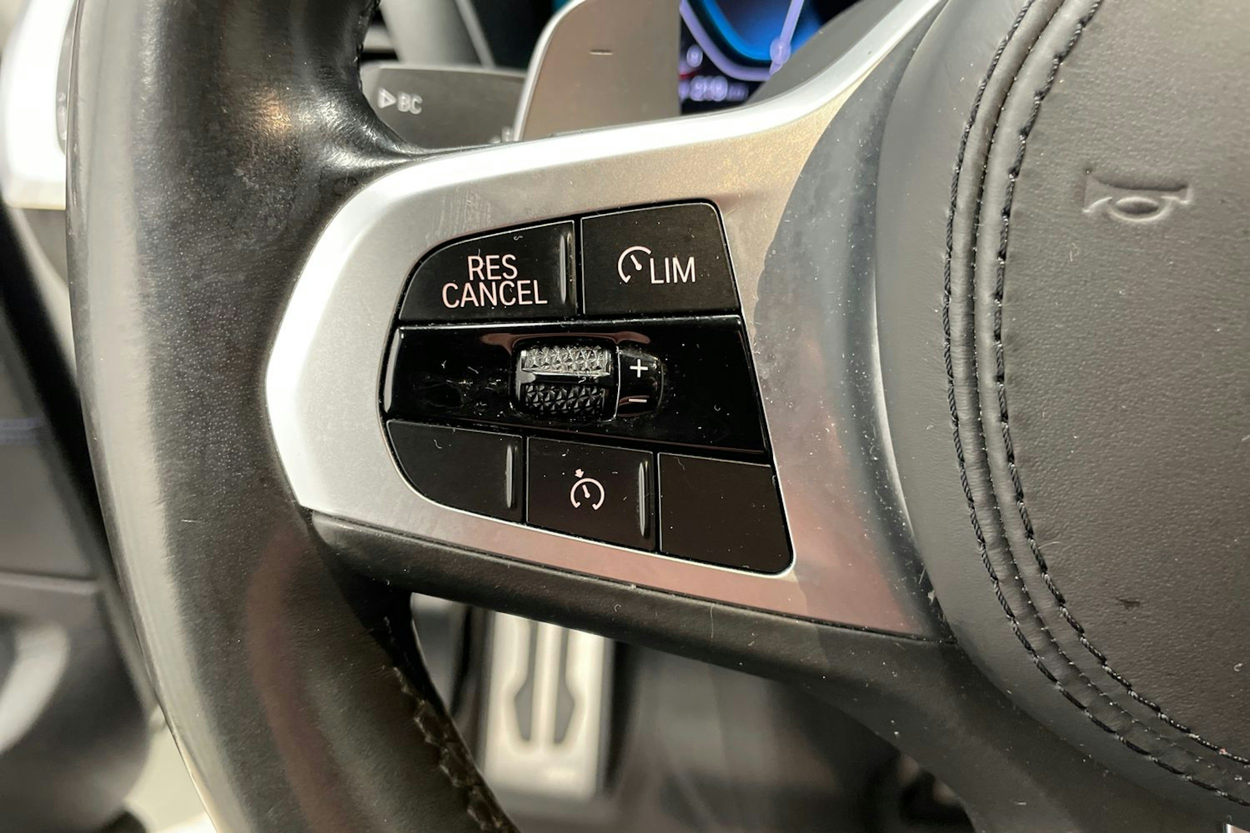 Valkoinen BMW X3 2020 kuva 16.