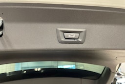 Valkoinen BMW X3 2020 kuva 22.