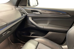 Valkoinen BMW X3 2020 kuva 28.