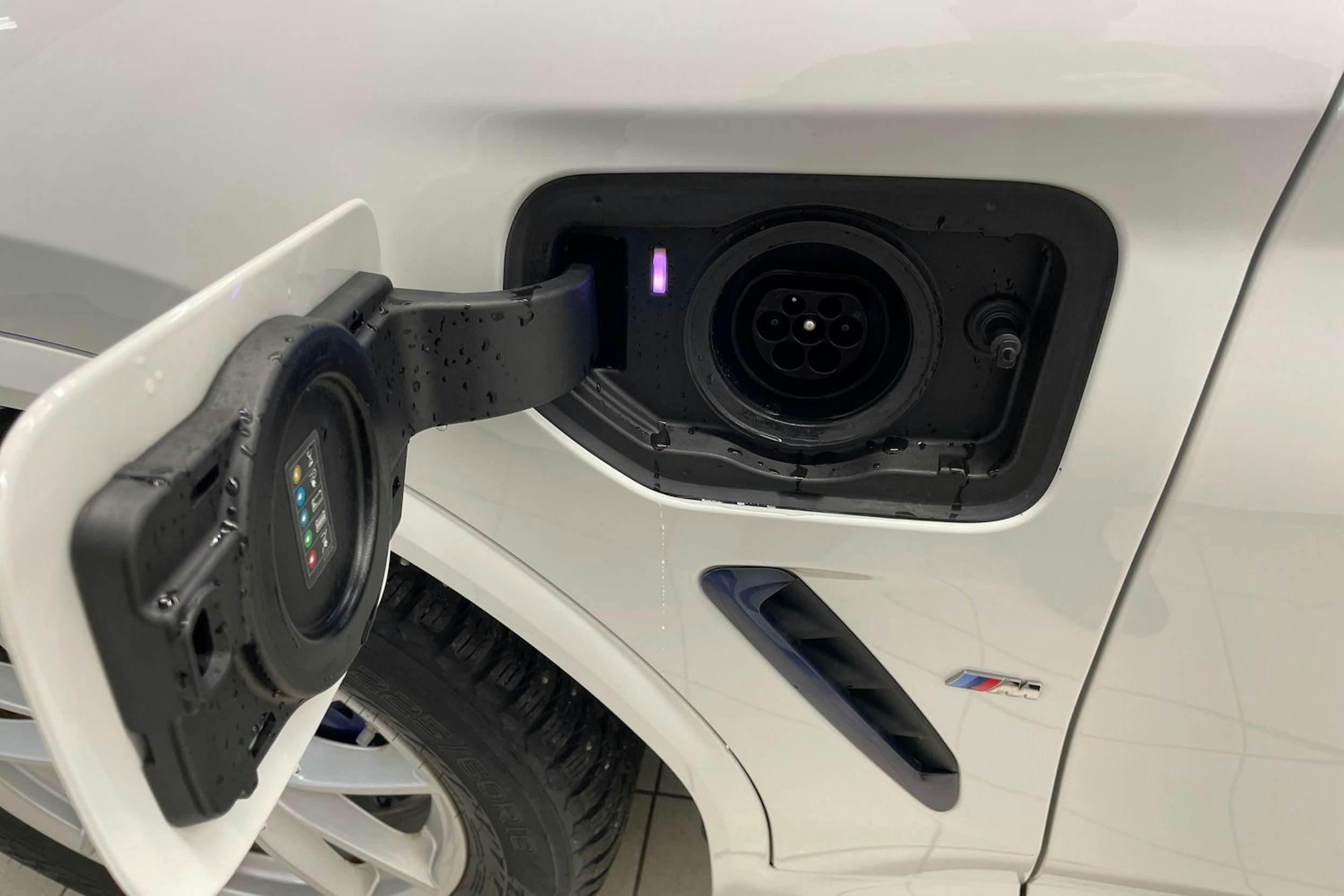 Valkoinen BMW X3 2020 kuva 29.