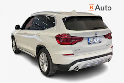 valkoinen BMW X3 2020 kuva 2.