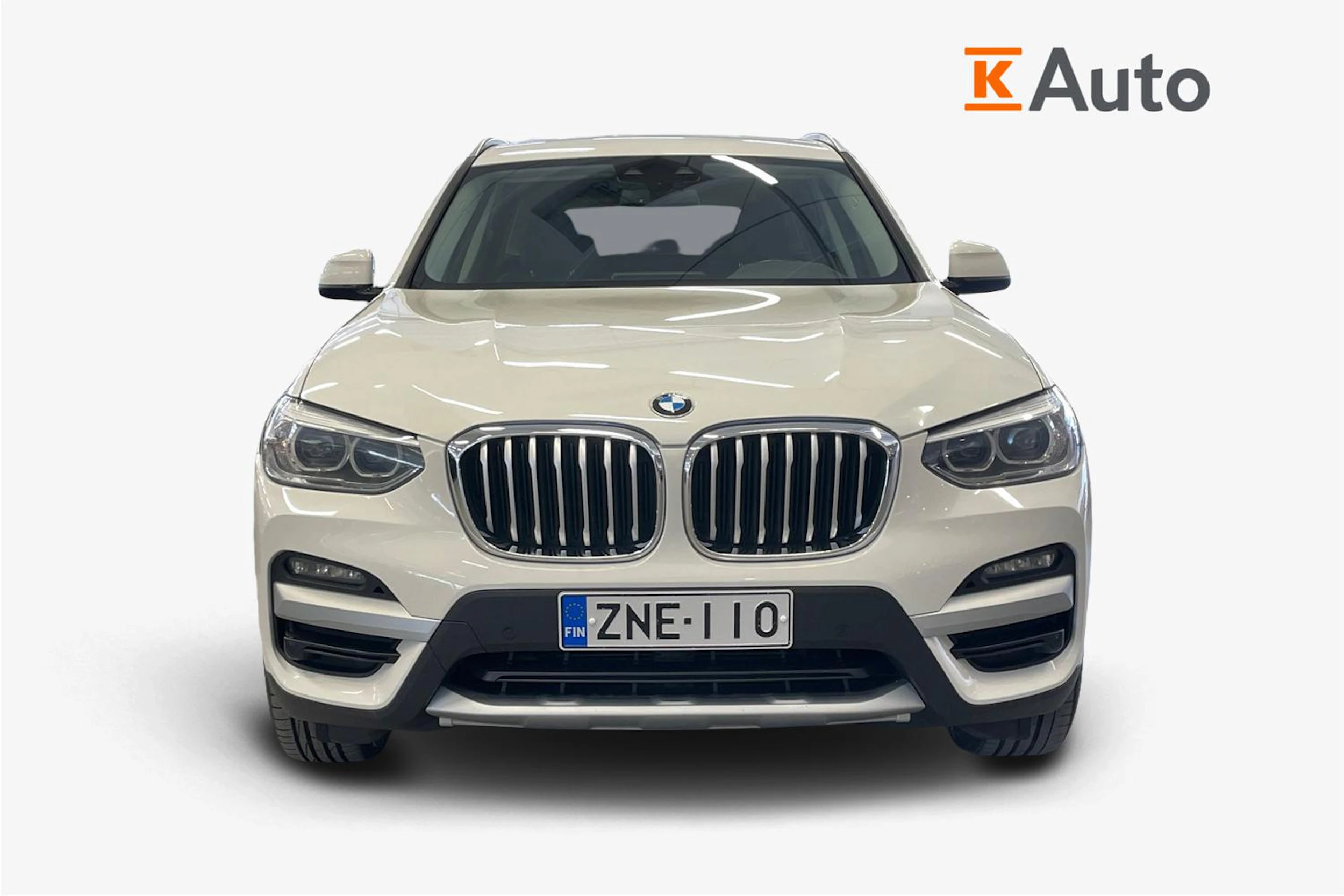 valkoinen BMW X3 2020 kuva 5.
