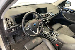 valkoinen BMW X3 2020 kuva 8.