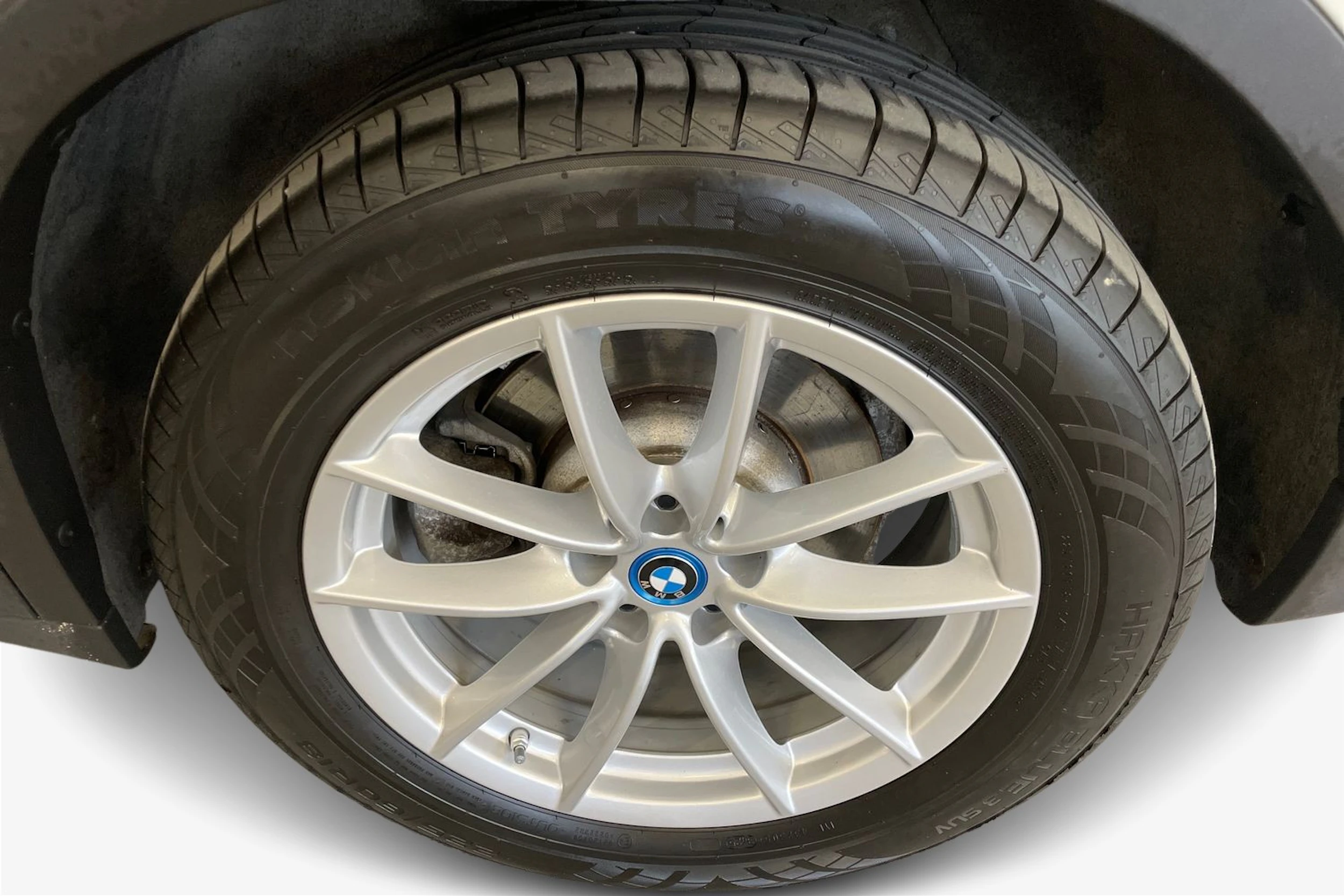 valkoinen BMW X3 2020 kuva 12.