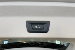 valkoinen BMW X3 2020 kuva 17.