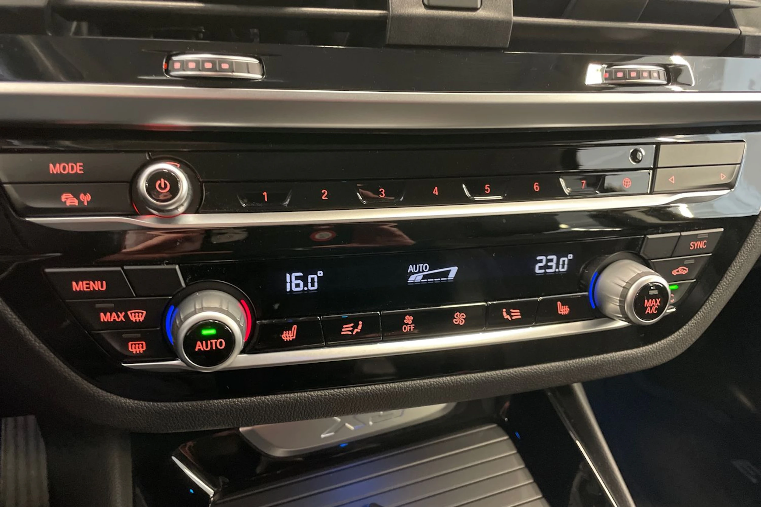 valkoinen BMW X3 2020 kuva 20.