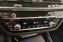 valkoinen BMW X3 2020 kuva 20.