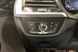 valkoinen BMW X3 2020 kuva 27.