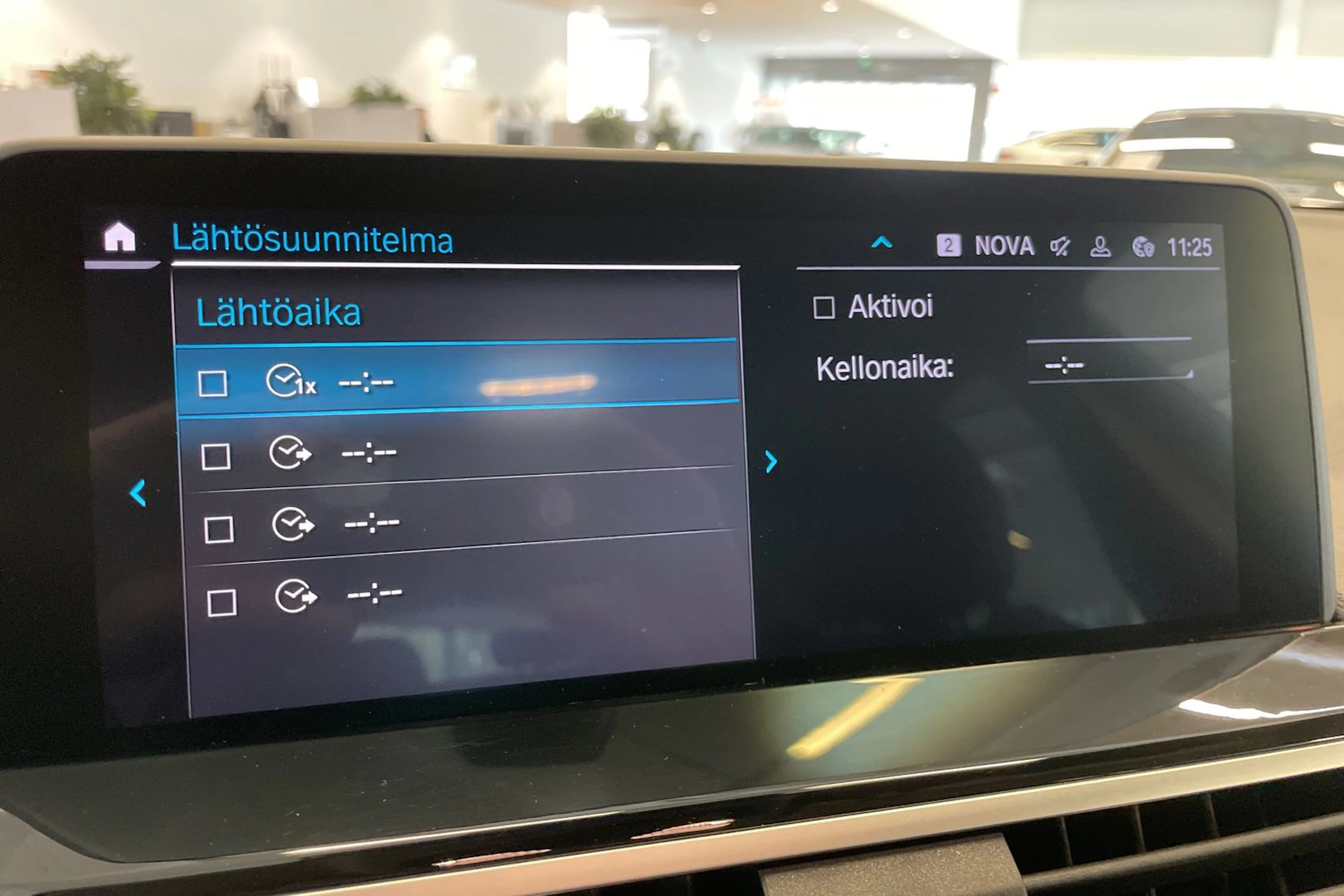 valkoinen BMW X3 2020 kuva 28.