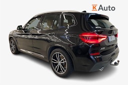 Musta BMW X3 2020 kuva 2.