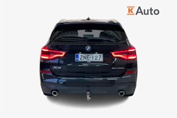 Musta BMW X3 2020 kuva 3.