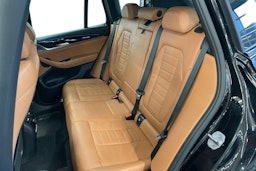 Musta BMW X3 2020 kuva 10.