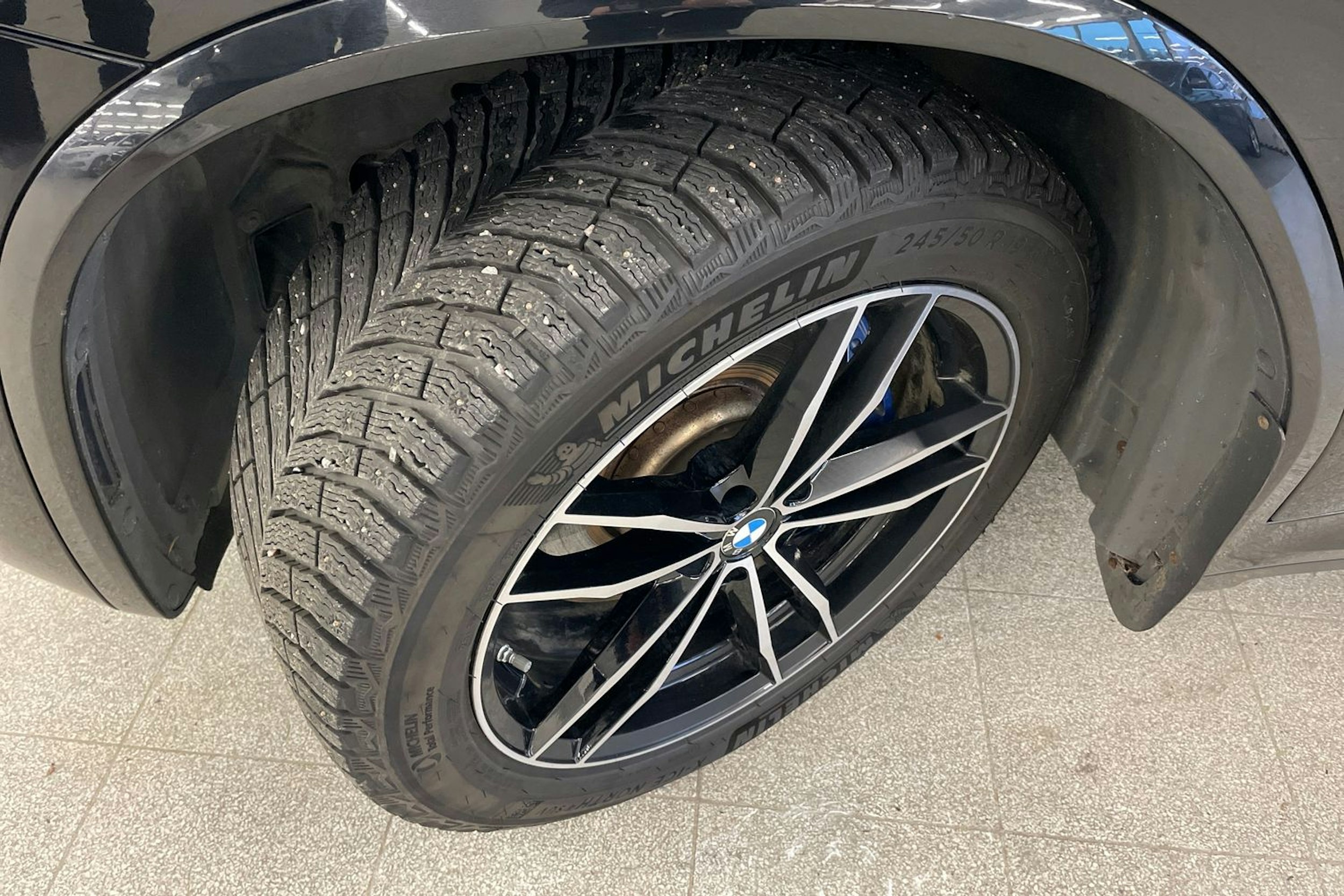 Musta BMW X3 2020 kuva 13.