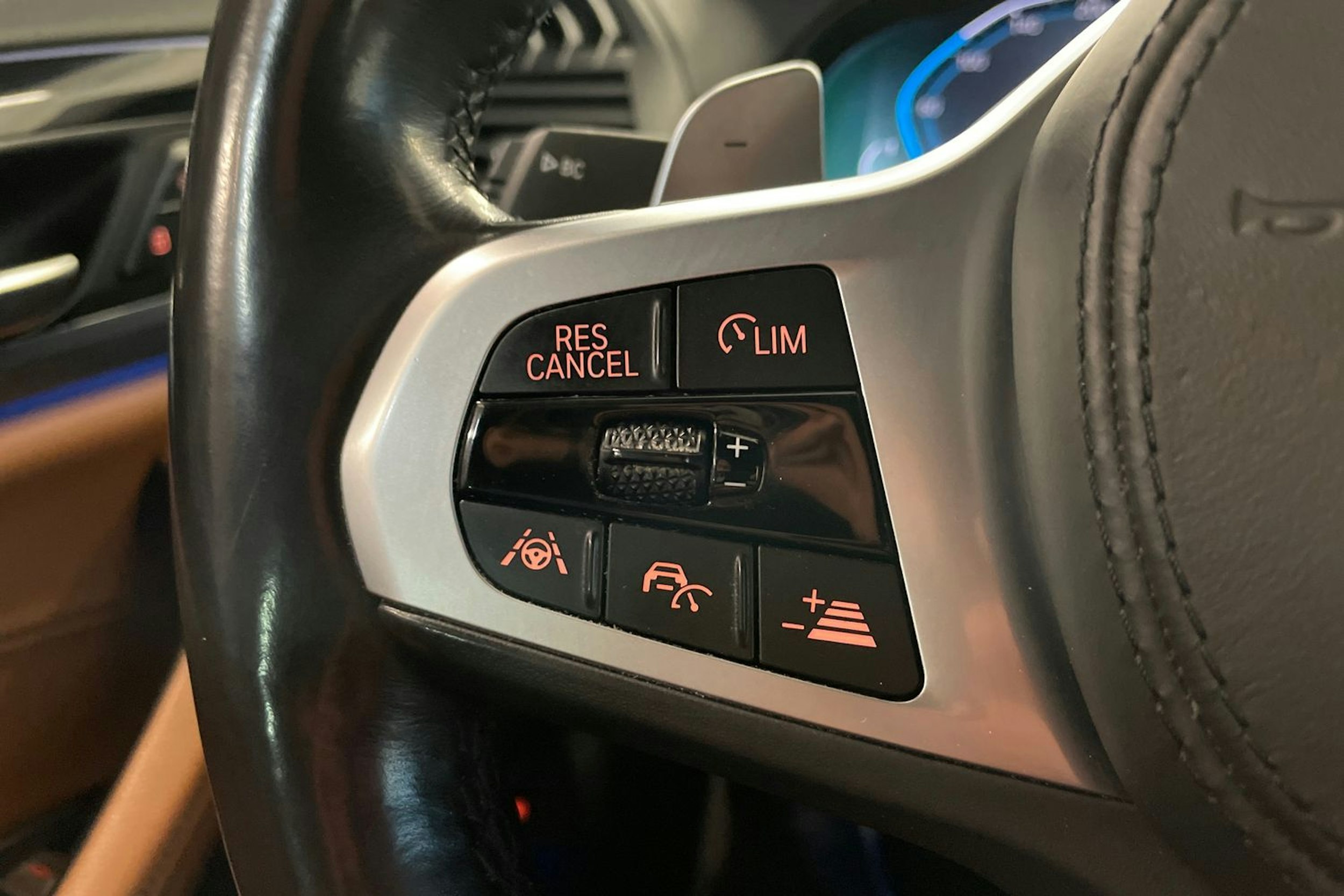 Musta BMW X3 2020 kuva 16.