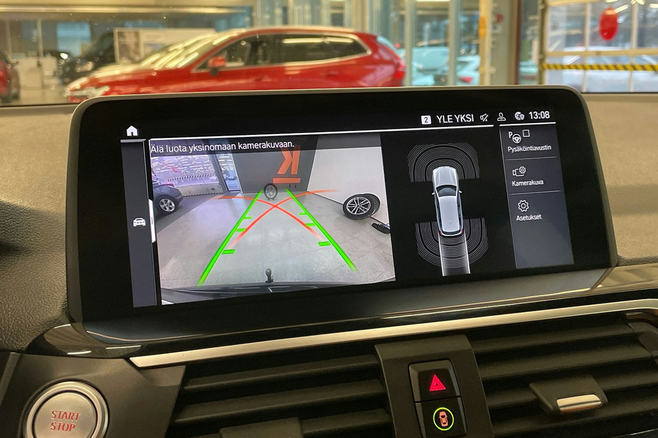 Musta BMW X3 2020 kuva 17.