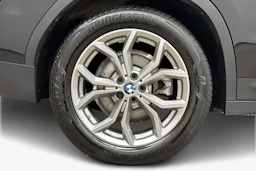 musta BMW X3 2021 kuva 9.