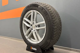 musta BMW X3 2021 kuva 10.