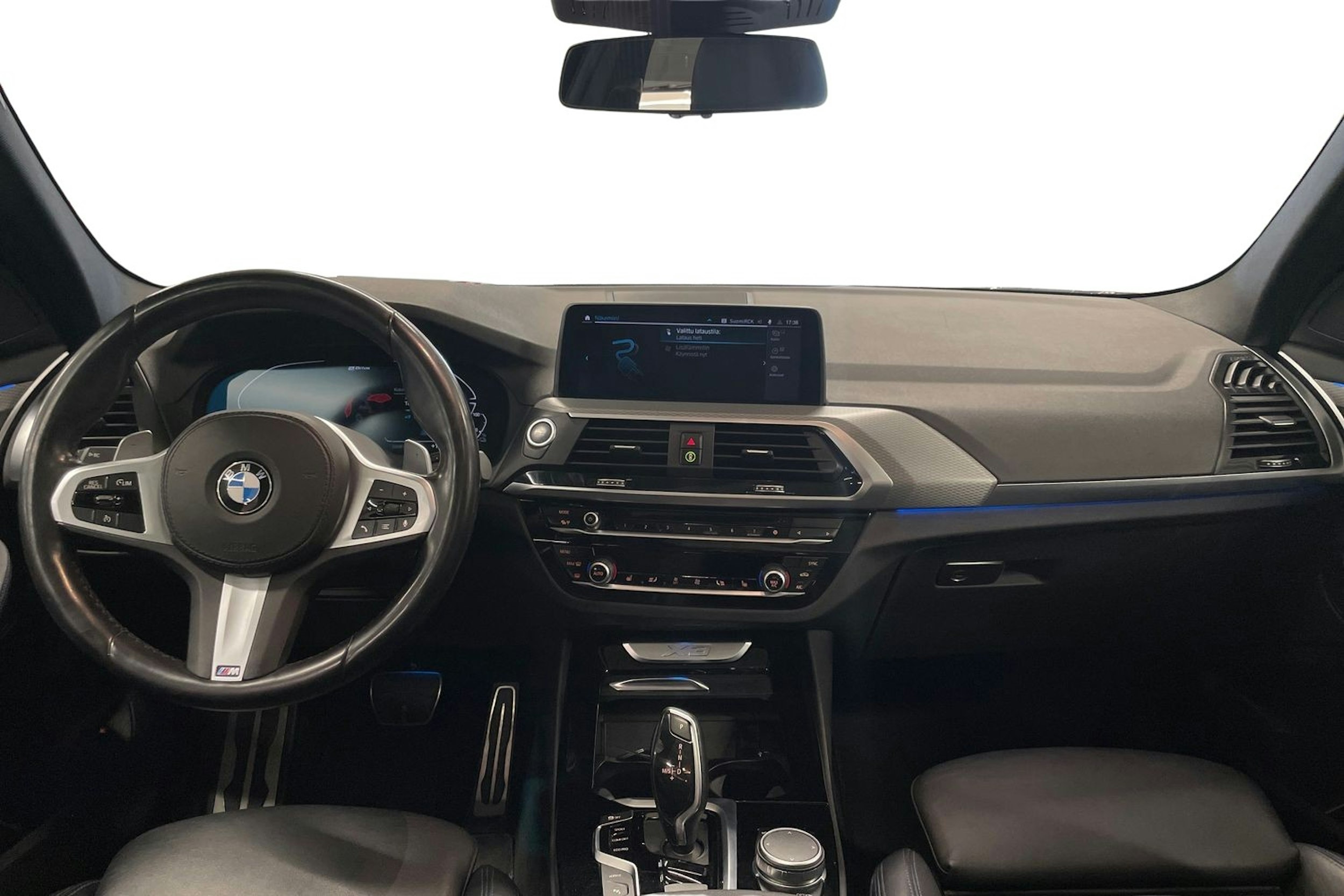 Musta BMW X3 2021 kuva 9.