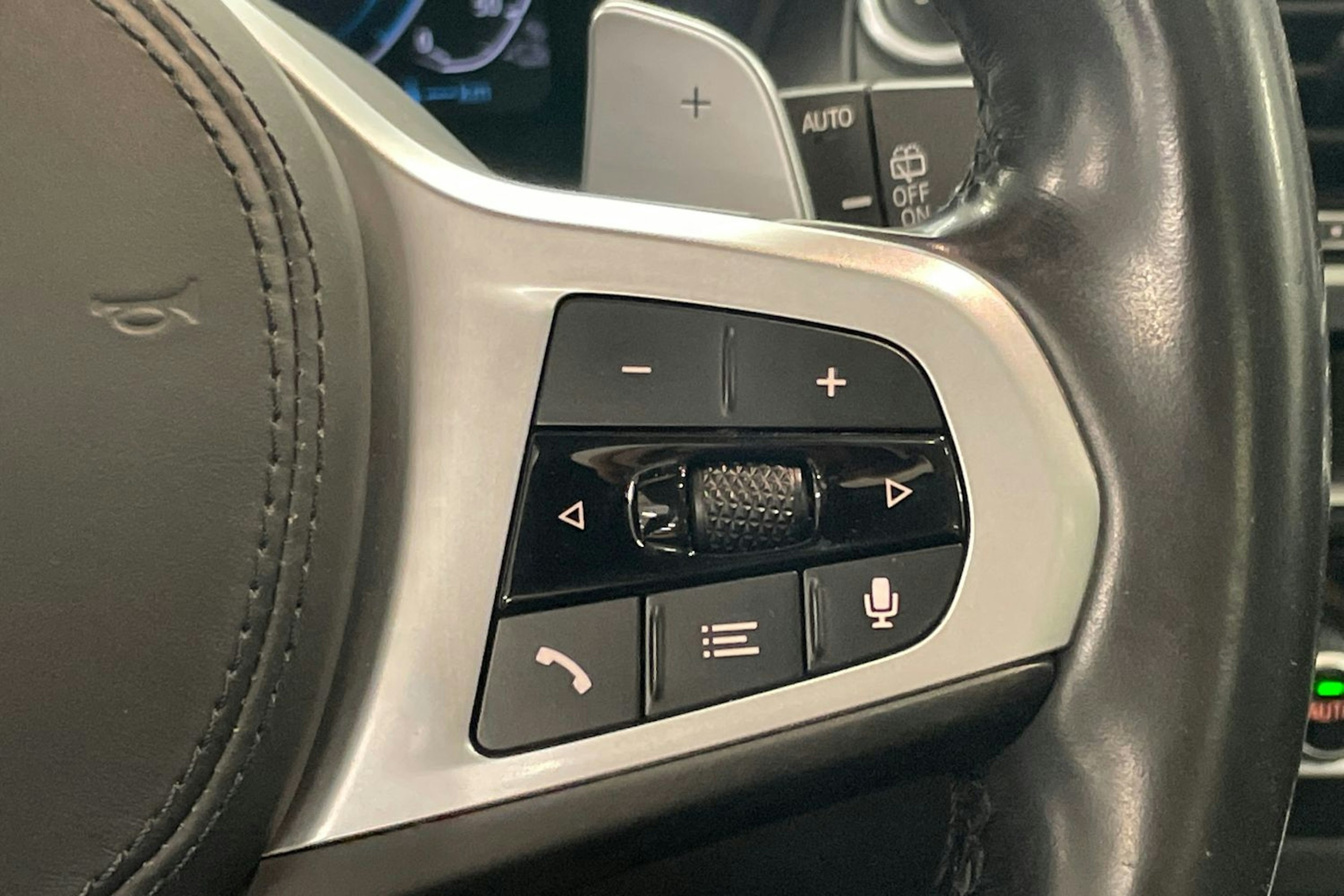 Musta BMW X3 2021 kuva 15.