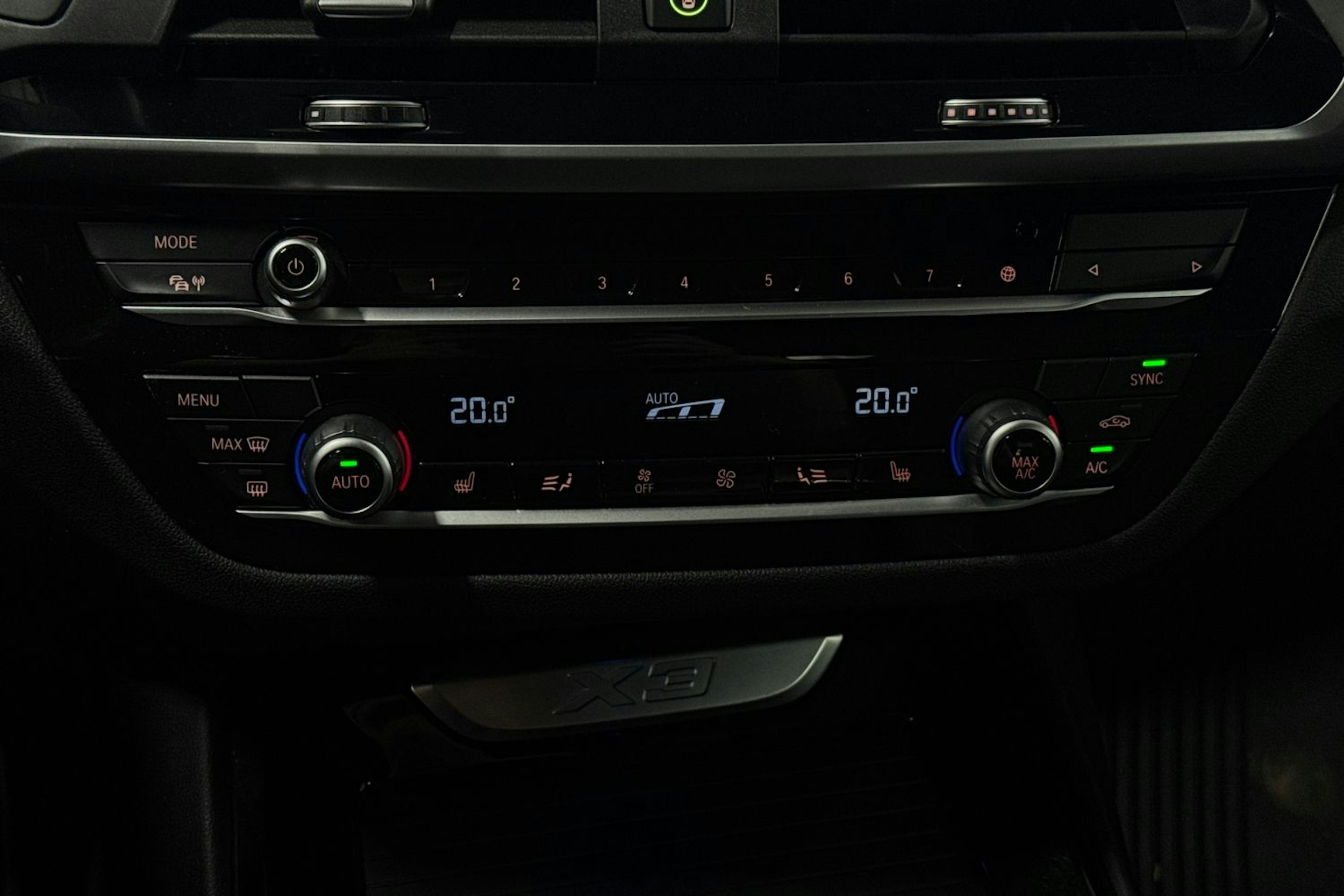 harmaa BMW X3 2021 kuva 31.