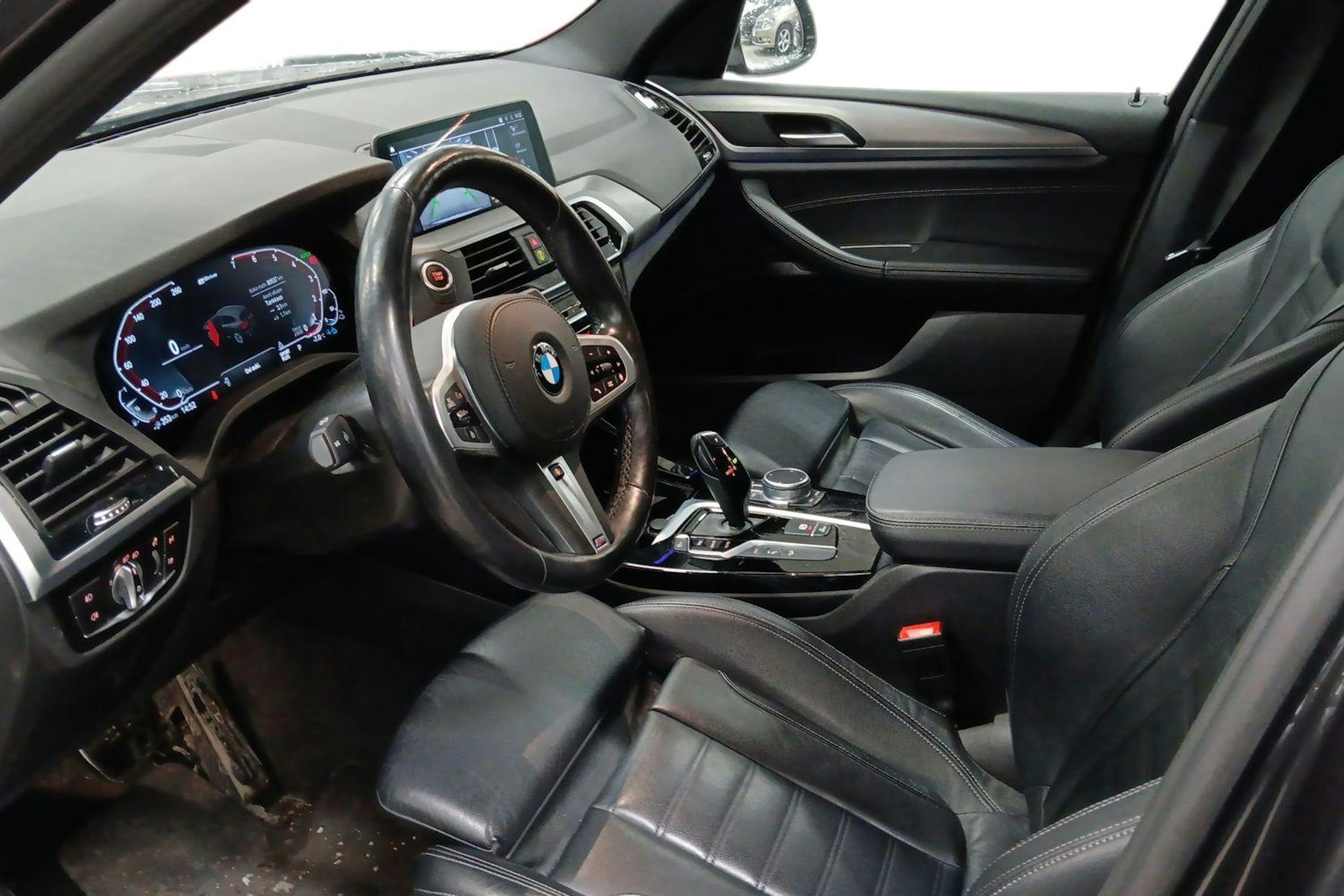 Harmaa BMW X3 2021 kuva 3.