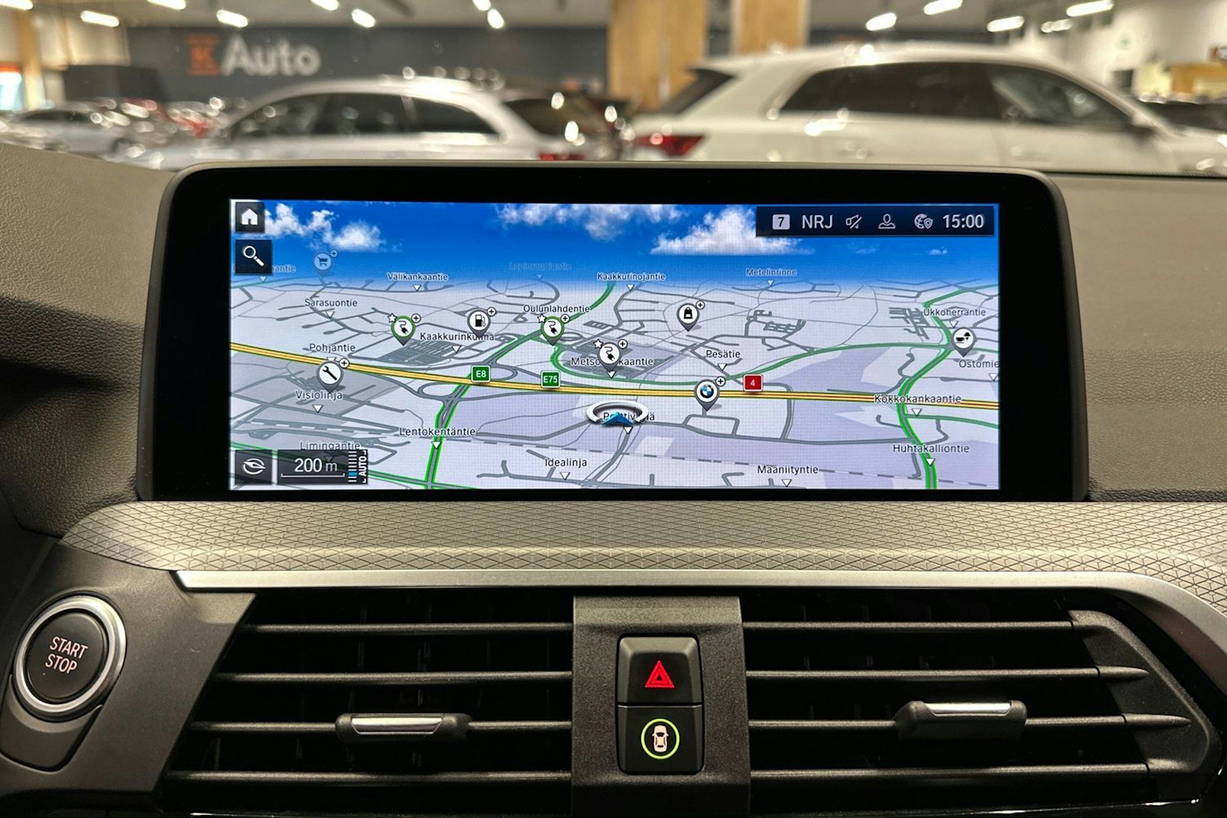 Harmaa BMW X3 2021 kuva 17.