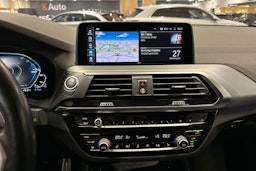 Harmaa BMW X3 2021 kuva 21.