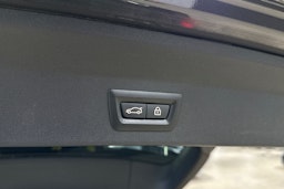 Harmaa BMW X3 2021 kuva 32.