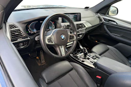 Sininen BMW X3 2021 kuva 3.