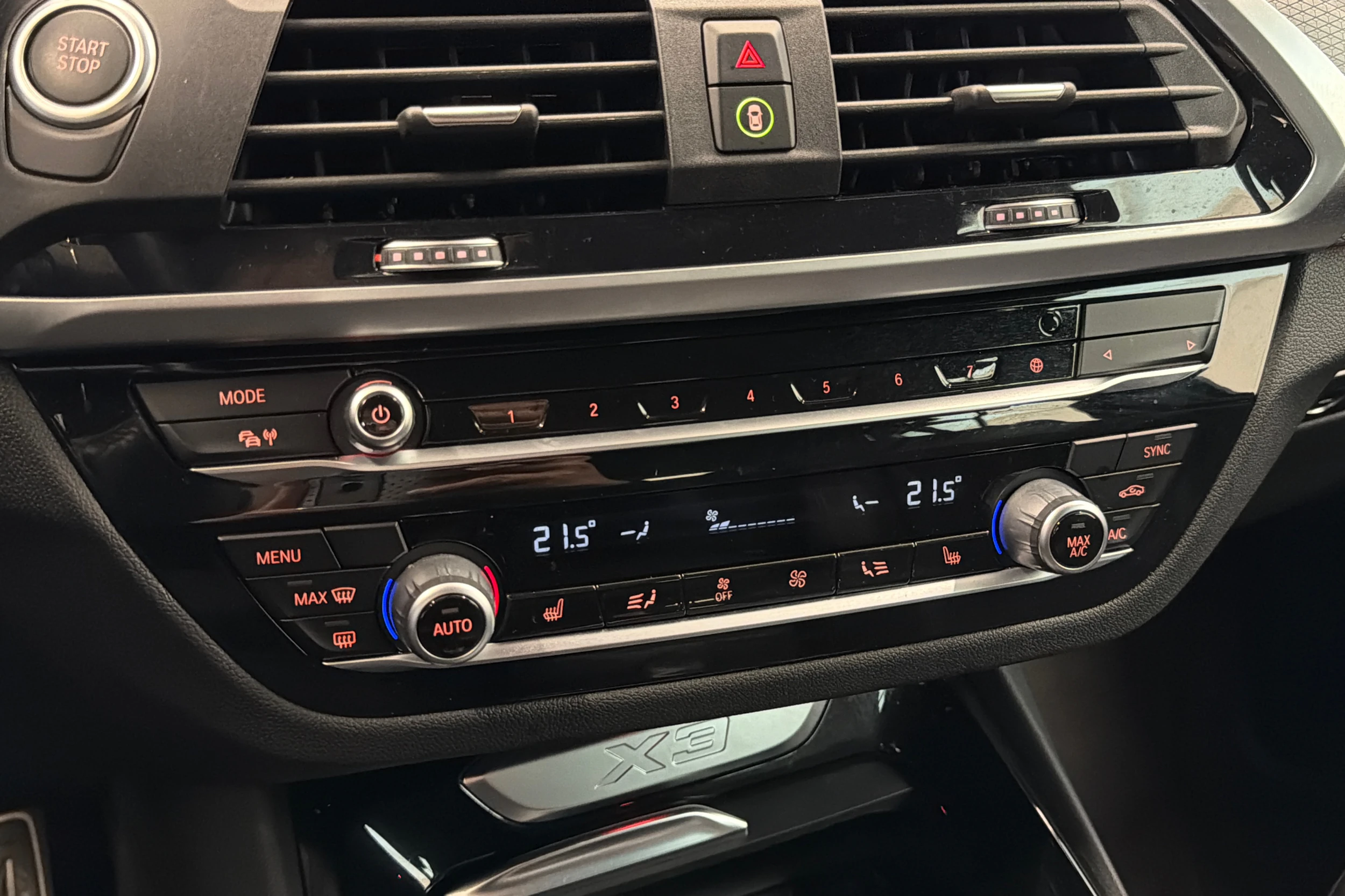 Sininen BMW X3 2021 kuva 21.