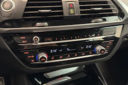 Sininen BMW X3 2021 kuva 21.