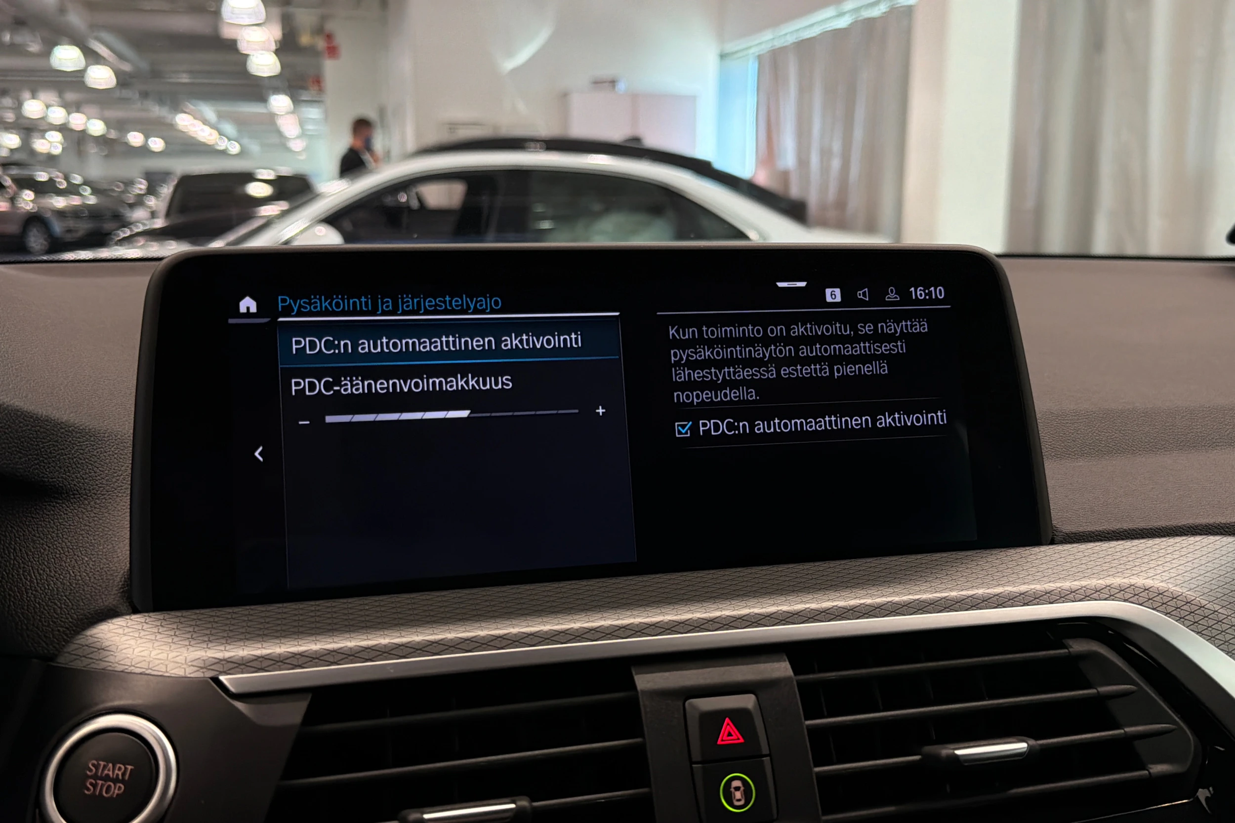 Sininen BMW X3 2021 kuva 26.