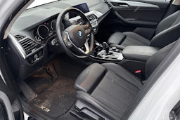 valkoinen BMW X3 2021 kuva 3.